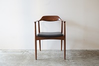 フルアームチェア