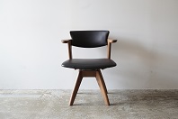 Awaza chair 腰の椅子