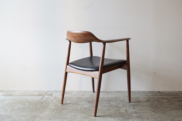 ウォールナット　チェア