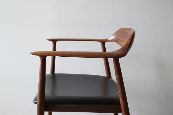 ウォールナット　チェア