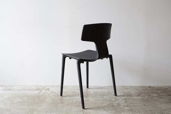 スタッキングチェア