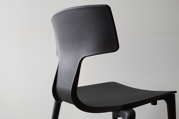 スタッキングチェア