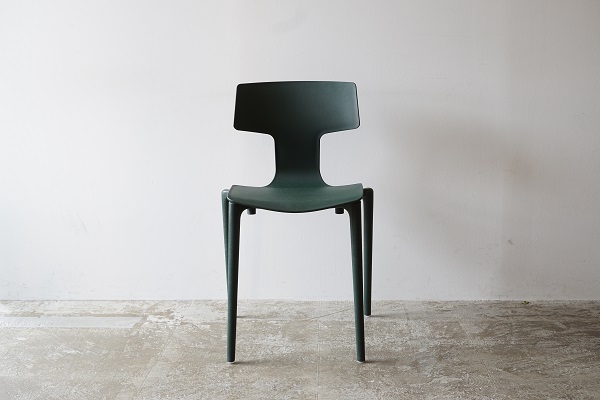 スタッキングチェア