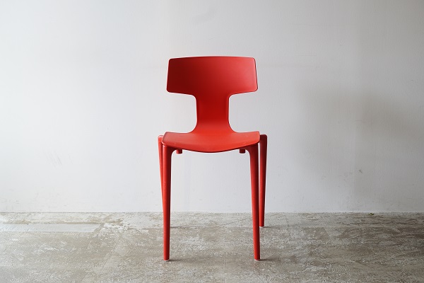 スタッキングチェア