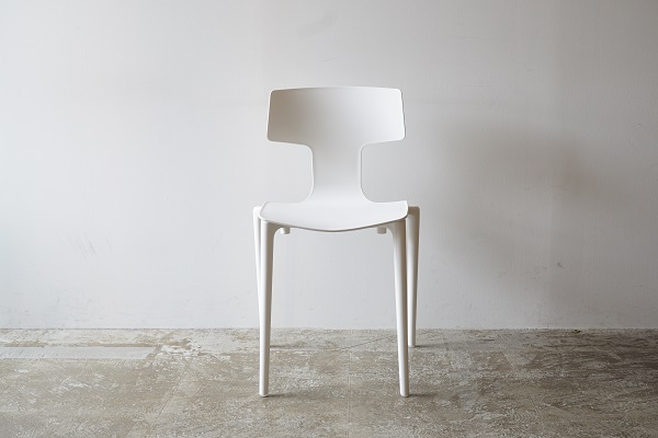 スタッキングチェア