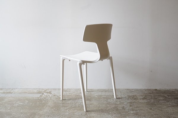 スタッキングチェア