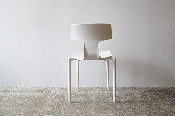 スタッキングチェア