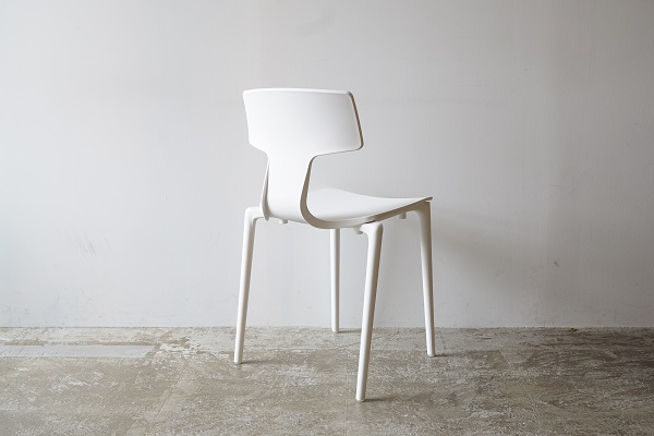 スタッキングチェア