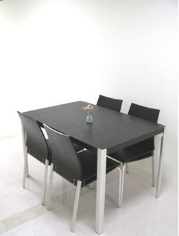 ダイニングテーブル　ダークブラウン