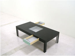 リビングテーブル　ディスプレイ