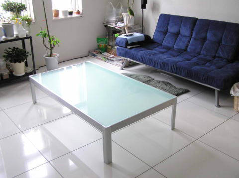 リビングテーブル