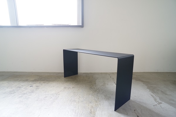 アイアン　テーブル