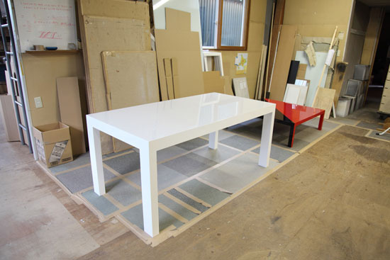 ダイニングテーブル　鏡面