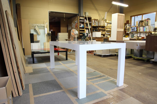 ダイニングテーブル　鏡面　ホワイト