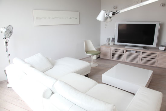 シンプルモダン家具