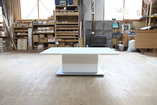 テーブル　一本脚