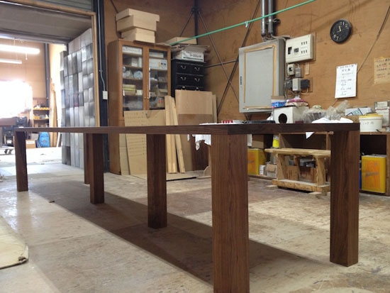 ウォールナット　ダイニングテーブル