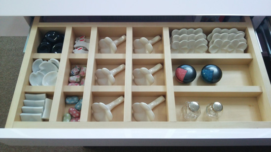 ダイニングテーブル　引出