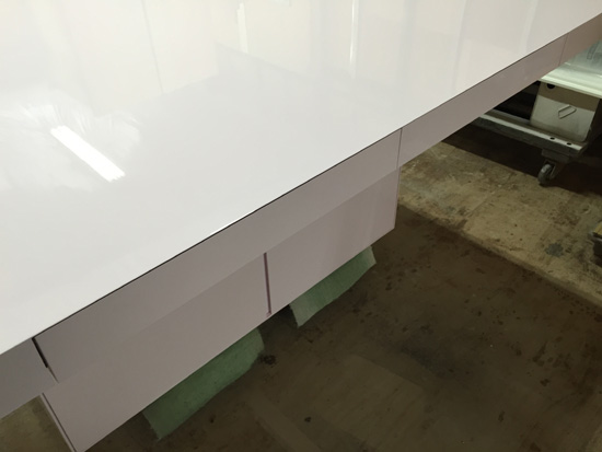 ダイニングテーブル　鏡面