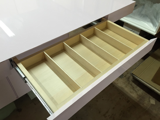 引き出し　間仕切り