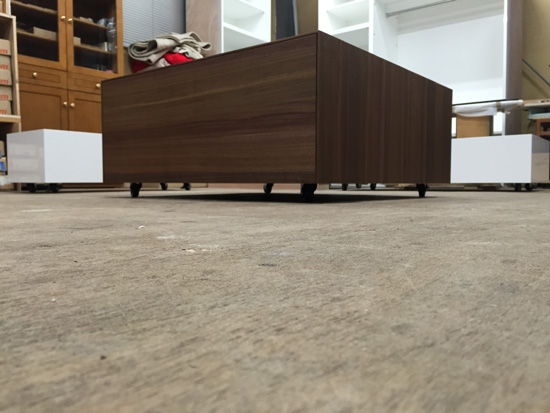 ローテーブル　ウォールナット　キャスター