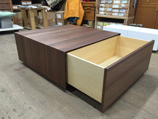 ローテーブル　ウォールナット　キャスター