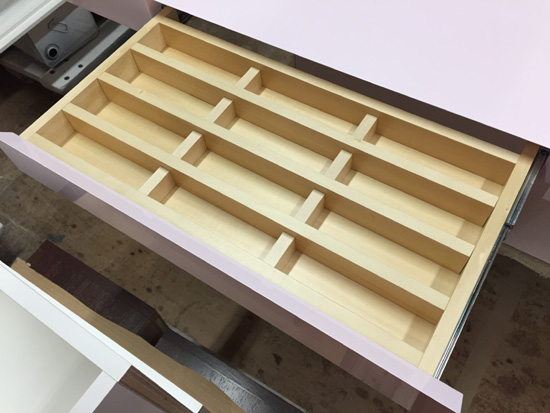 ダイニングテーブル　引出　間仕切り