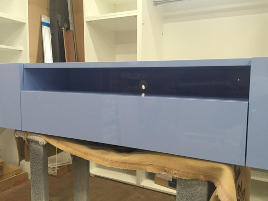 テレビボード　水色　鏡面仕上げ