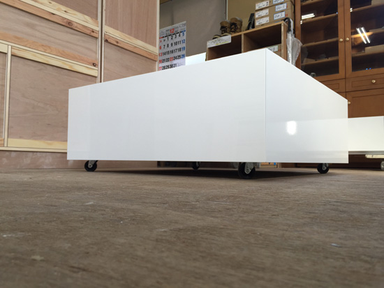 センターテーブル　キャスター