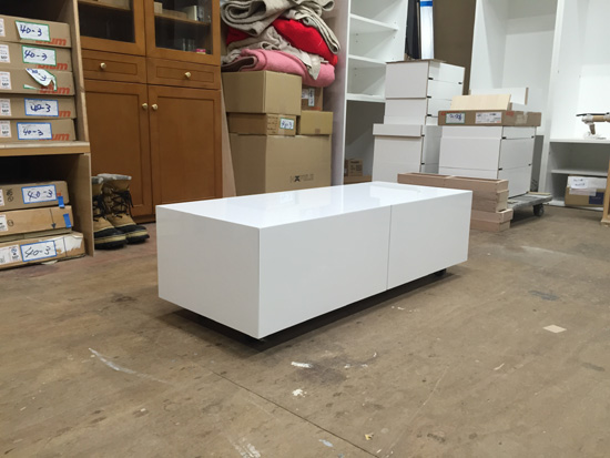 テレビボード　ホワイト