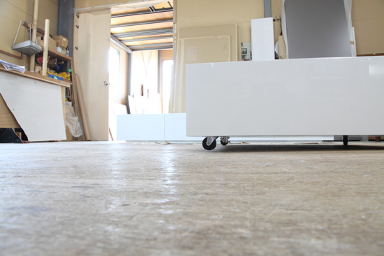 ローテーブル　キャスター