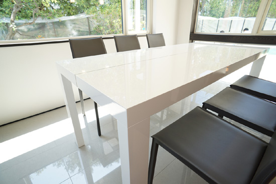 ダイニングテーブル　白