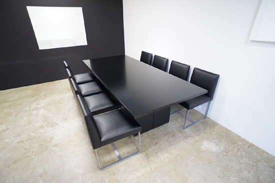 ダイニングテーブル　8人用