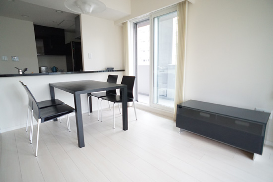 ダイニングテーブル　マンション