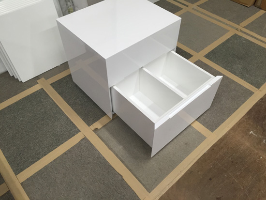 ナイトテーブル　オーダーメイド