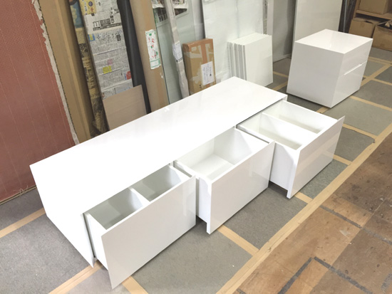 ローボード　白