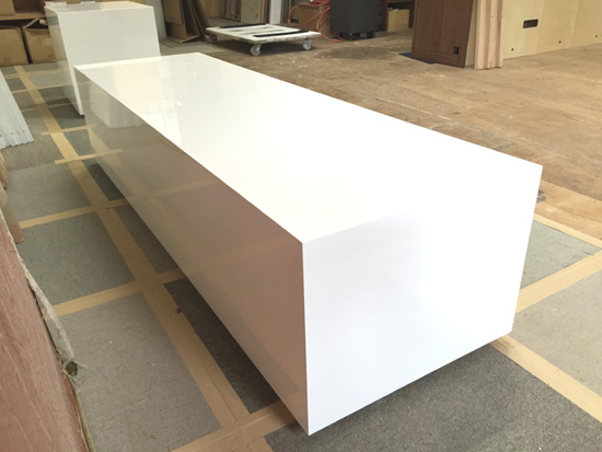 ローボード　ホワイト鏡面