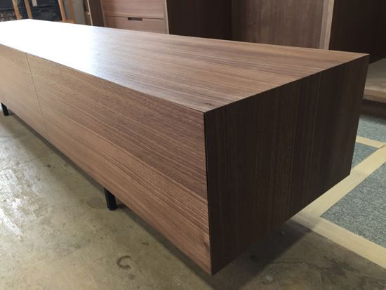 テレビ台　ウォールナット