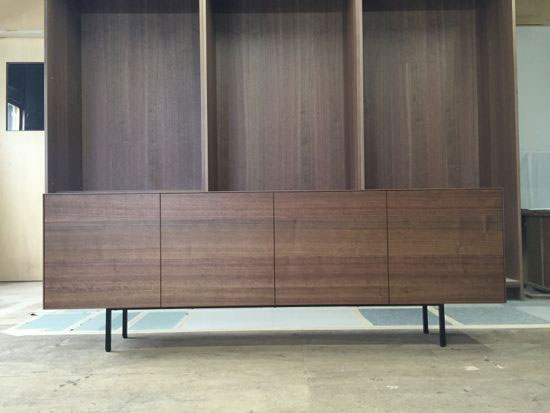 サイドボード　スチール脚