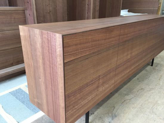 サイドボード　シンプルモダン