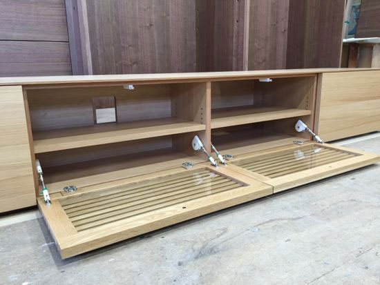 テレビ台　特注