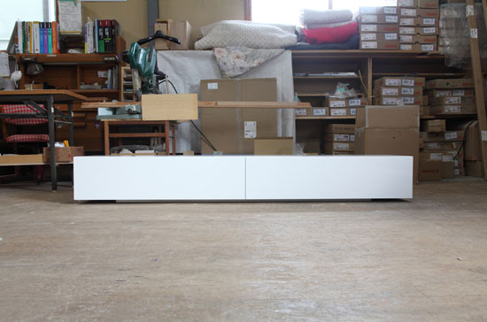 ローボード　白