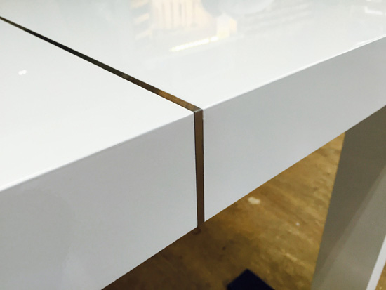 ダイニングテーブル　ステンレス