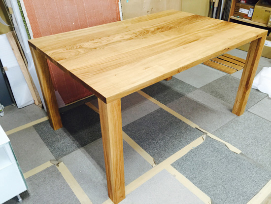 ダイニングテーブル　無垢材