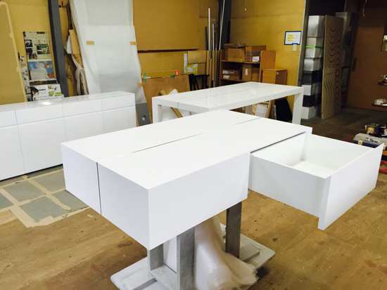 ローテーブル　引き出し