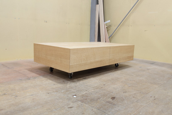 テーブル　キャスター