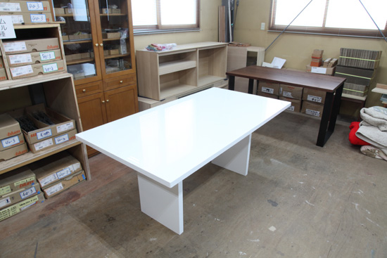 ダイニングテーブル　ホワイト