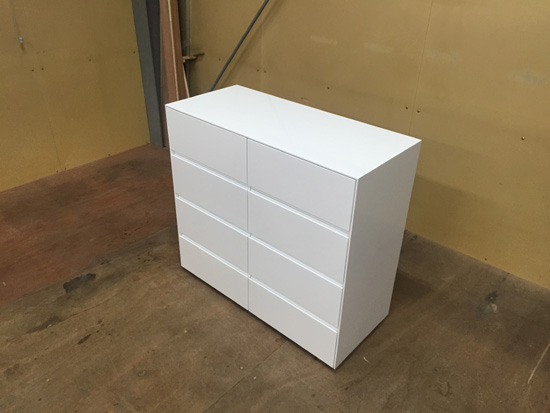 キャビネット　ホワイト