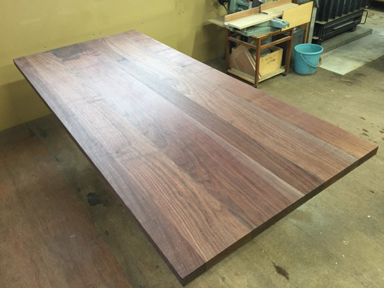 ダイニングテーブル　ウォールナット無垢