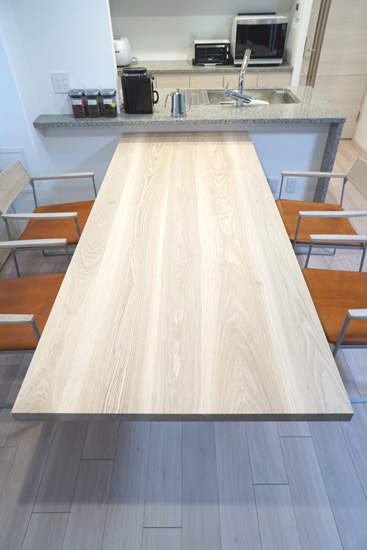 ダイニングテーブル　無垢材